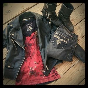 Archaic tee (affliction)